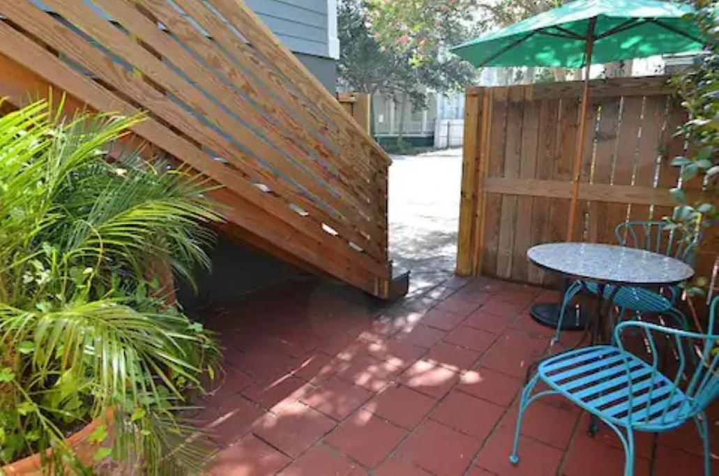 Boho South Bungalow Savannah Exterior photo